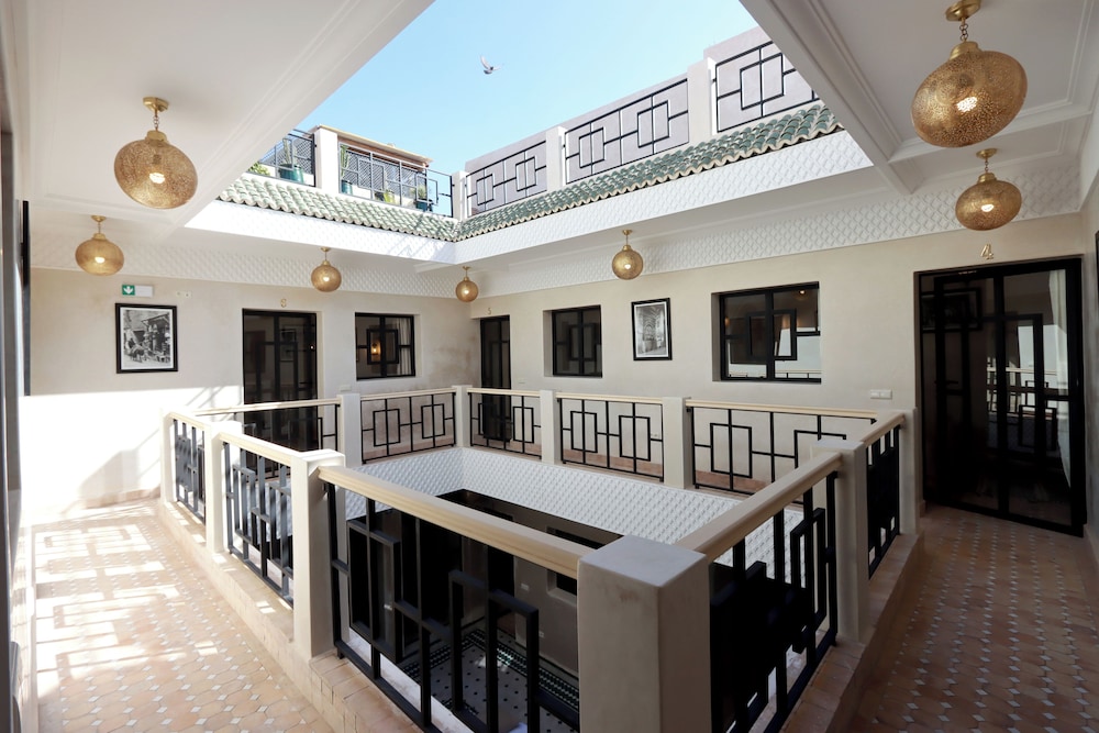 Riad Valentine