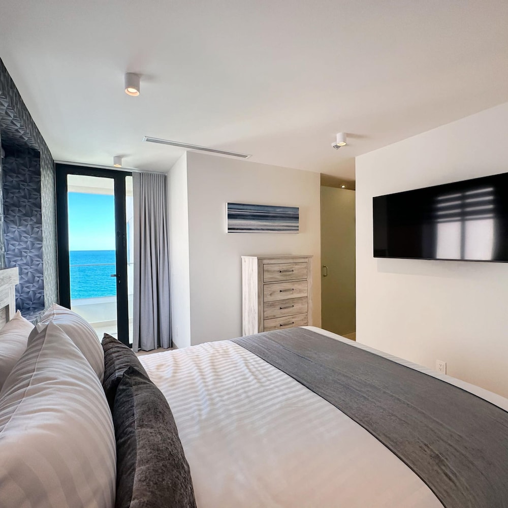 Brand New 6 Bedroom Penthouse