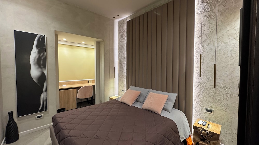 Tropicana room