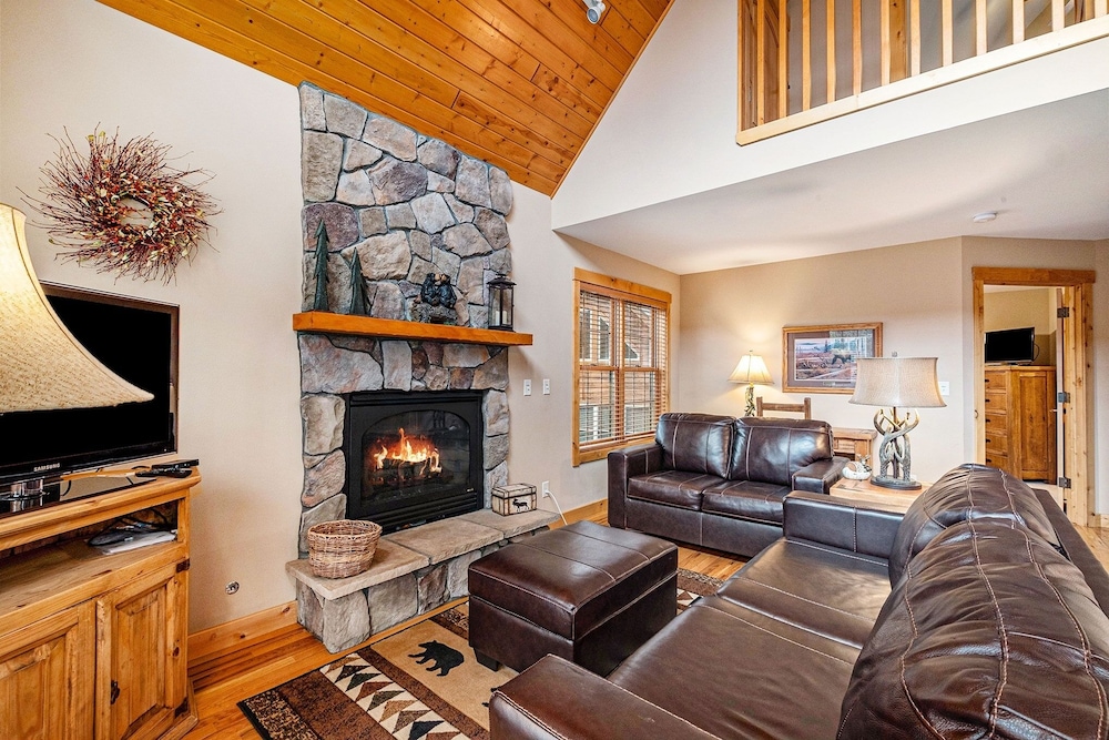 Solitude Bighorn 9 - Estes Park 2 Bedroom Condo by RedAwning - Property Image 38