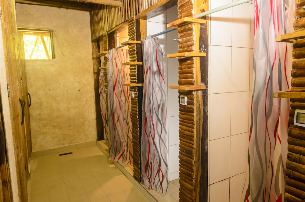 Cancun Vacations - Bambu Gran Palas Hostel Party - Property Image 3