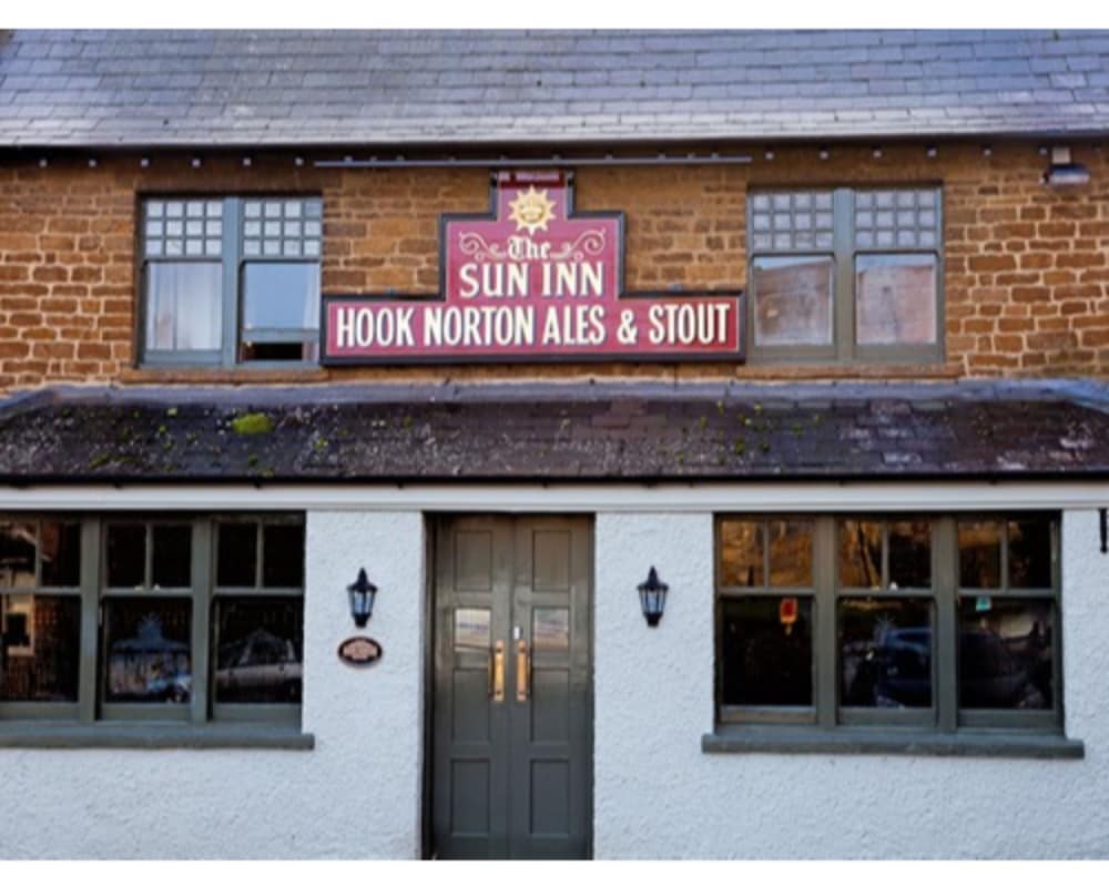 Banbury Vacations - The Sun Inn - Property Image 4