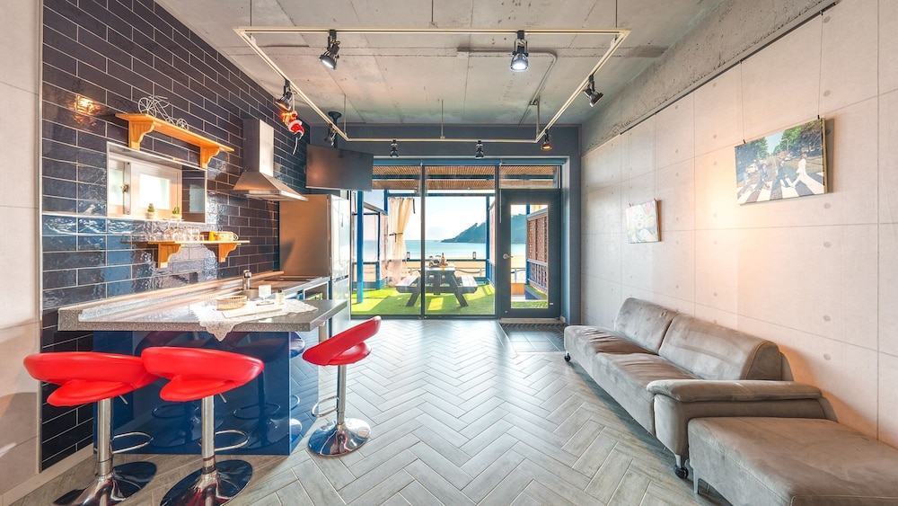 Photo 47