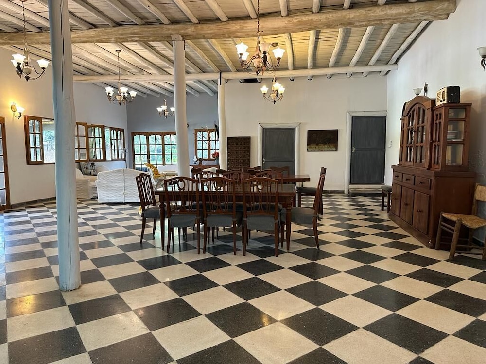 Posada Pinar de Besares
