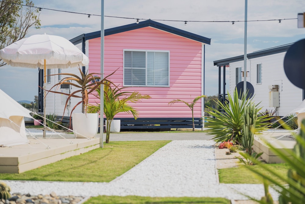 Hotel Camp Jordans - Image 1