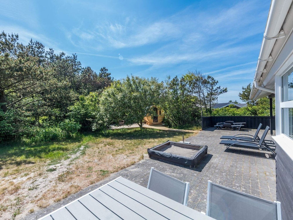 8 Person Holiday Home in Henne
