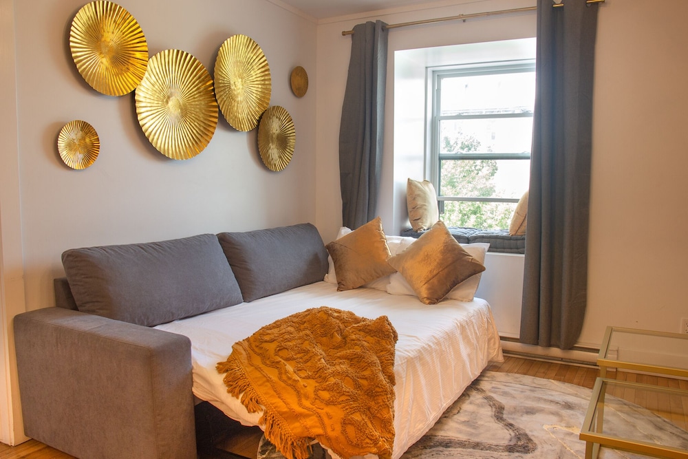 Unique Stays - 3690 St-Denis