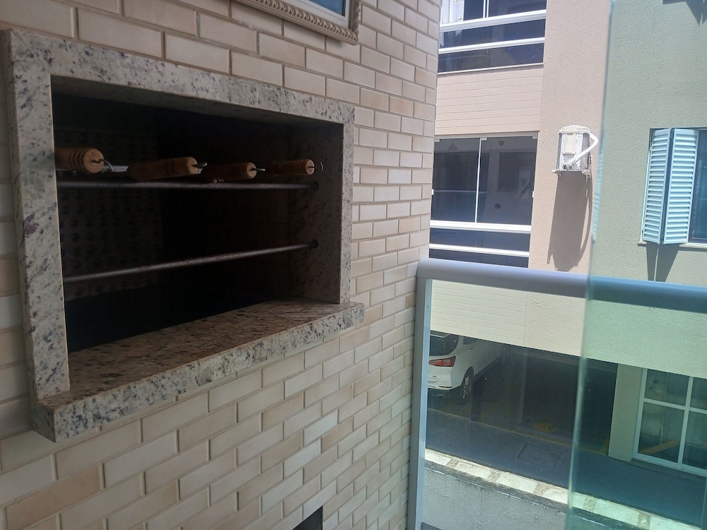 2-bedroom Apt 550m From the Beach Chv0102
