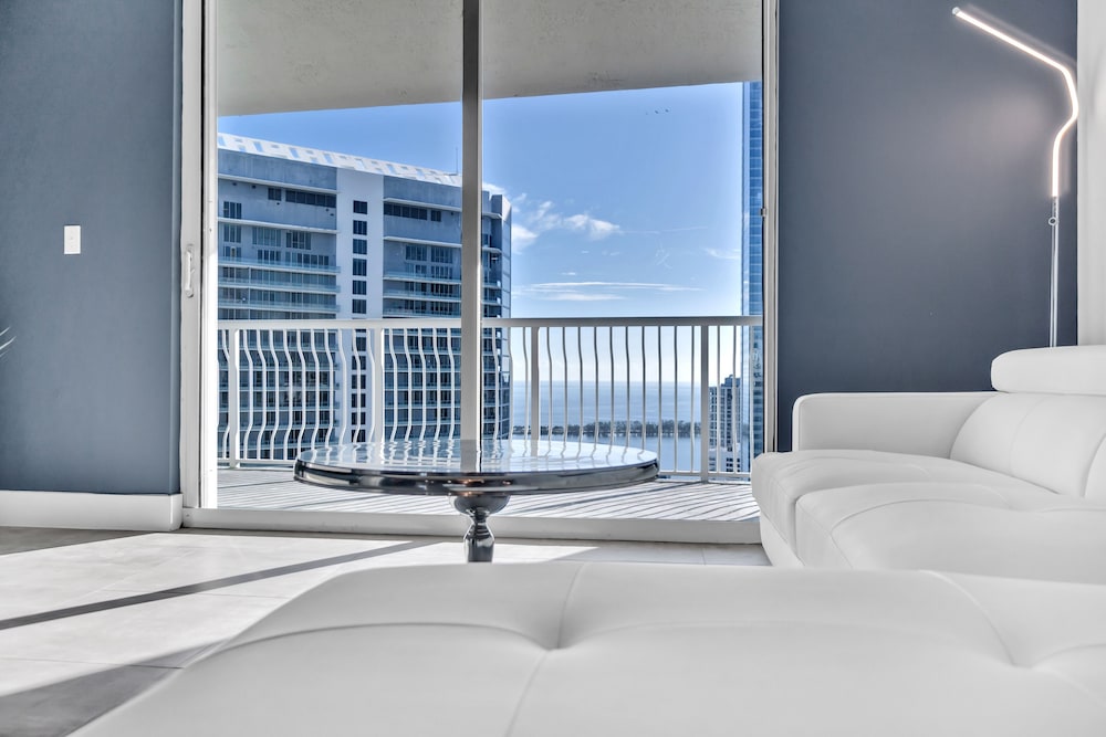 43rd Floor Penthouse in Brickell