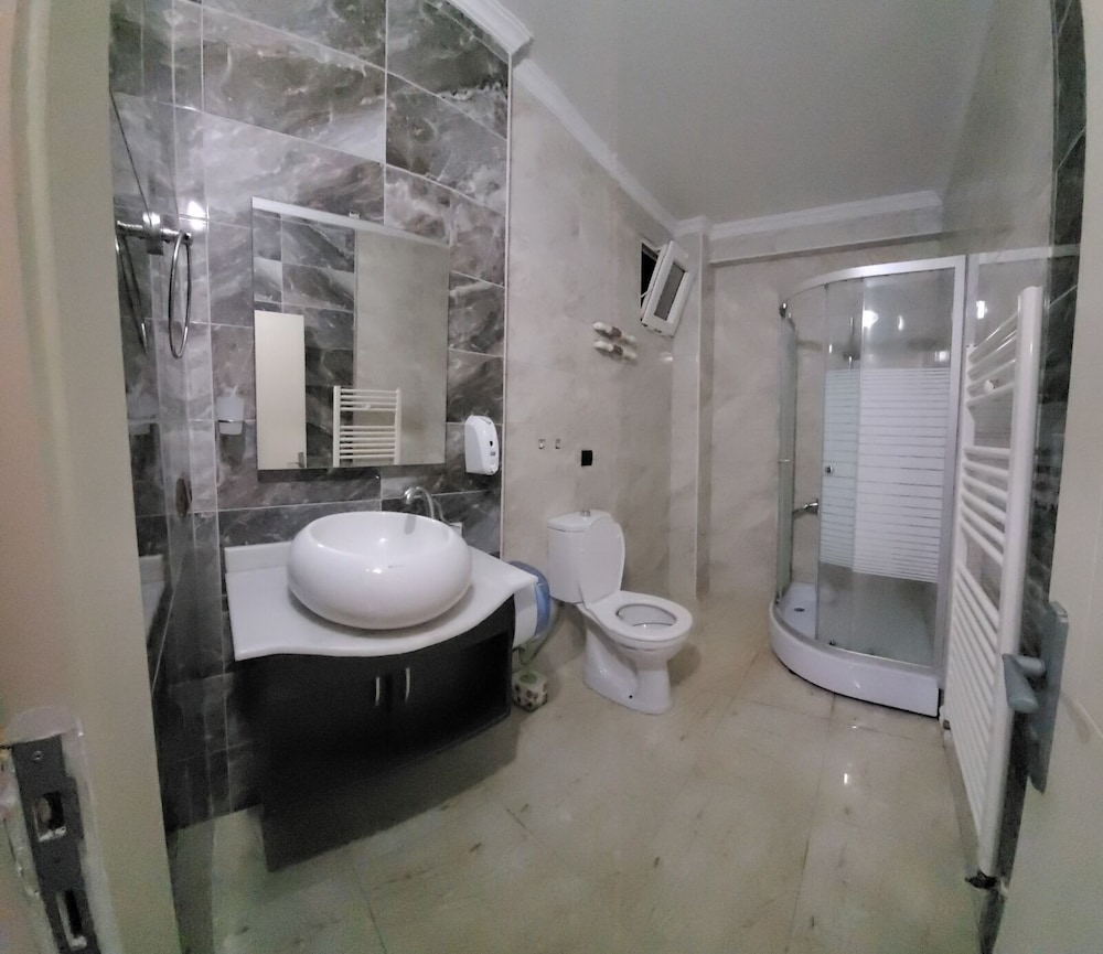Alissa Suite view 4