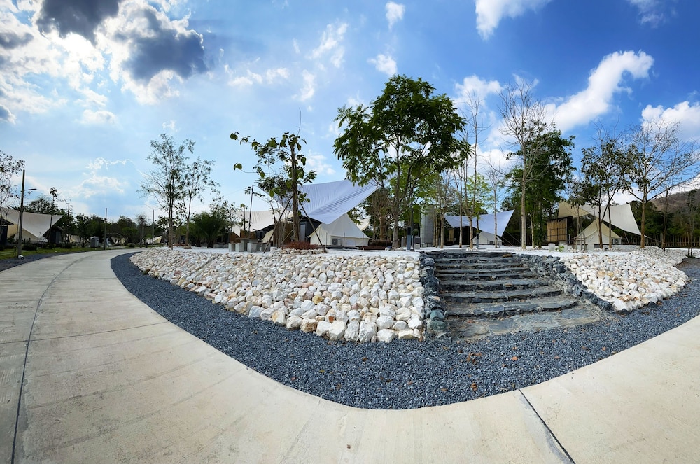 Hotel The Wild Khao Yai - Glamping - Image 1