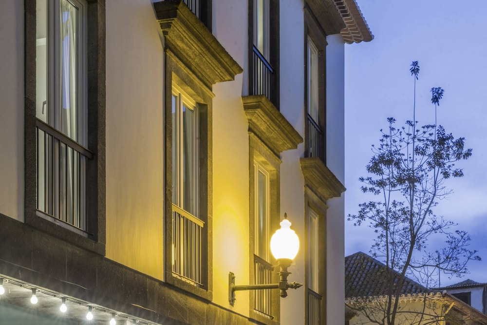 Downtown Funchal Apartments 1B Norte by An Island Apart