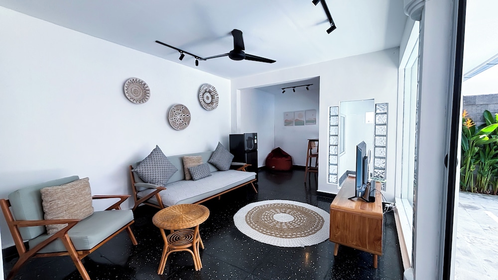 LaLeBay Seminyak