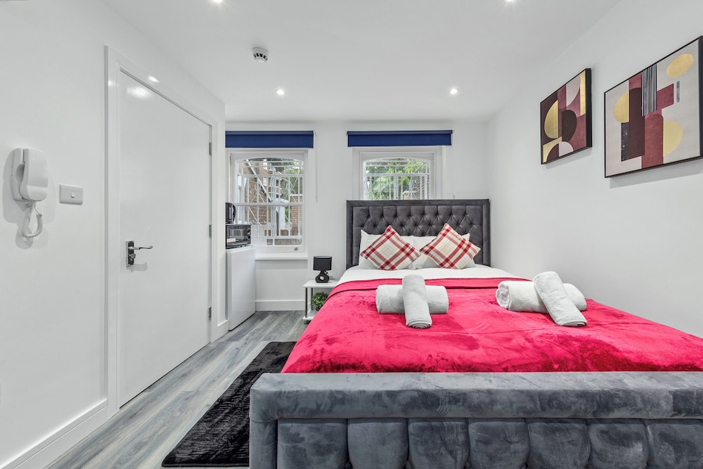 Serviced Ensuite Room Finsbury Park London N19