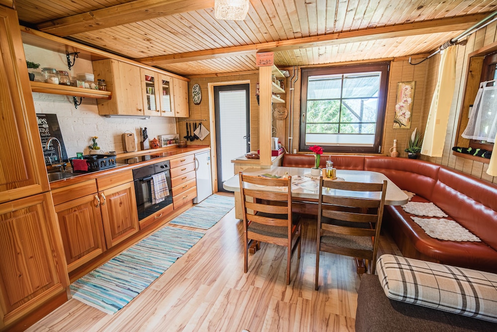 Cottage Hidden Pearl view 5
