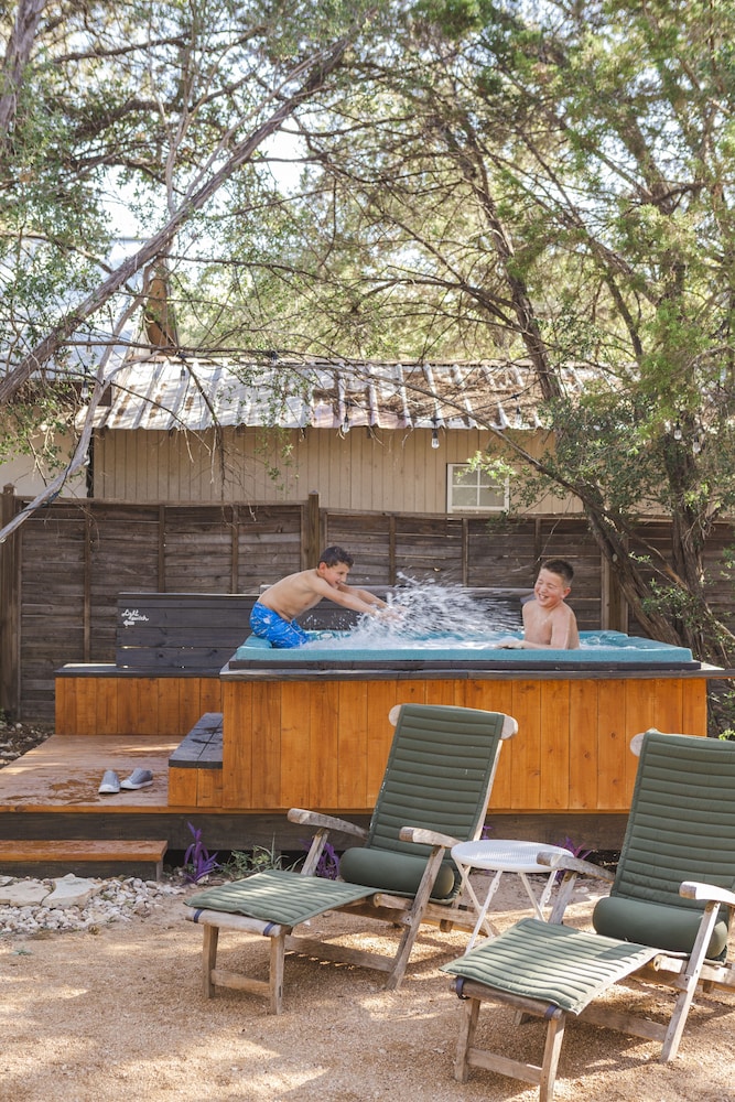The Peacock Yurt at Camposanto ATX Glamping on Lake Travis - Property Image 3