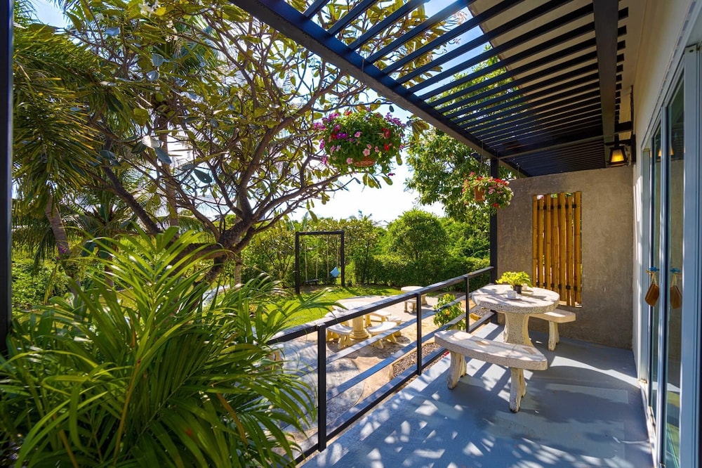 Fantastic 7 Bungalow Private Resort BR7