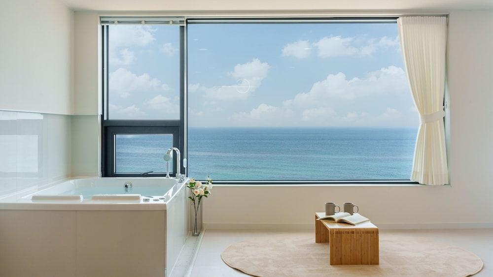 Donghae Neulbadarang Ocean View Pension