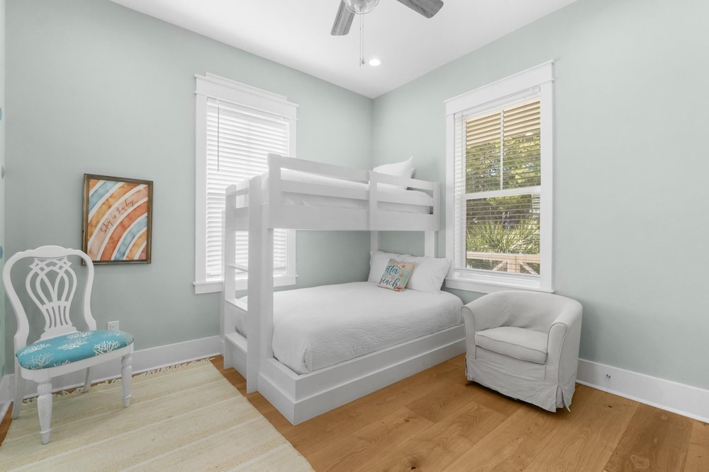 30A Beach House - Under the Palms