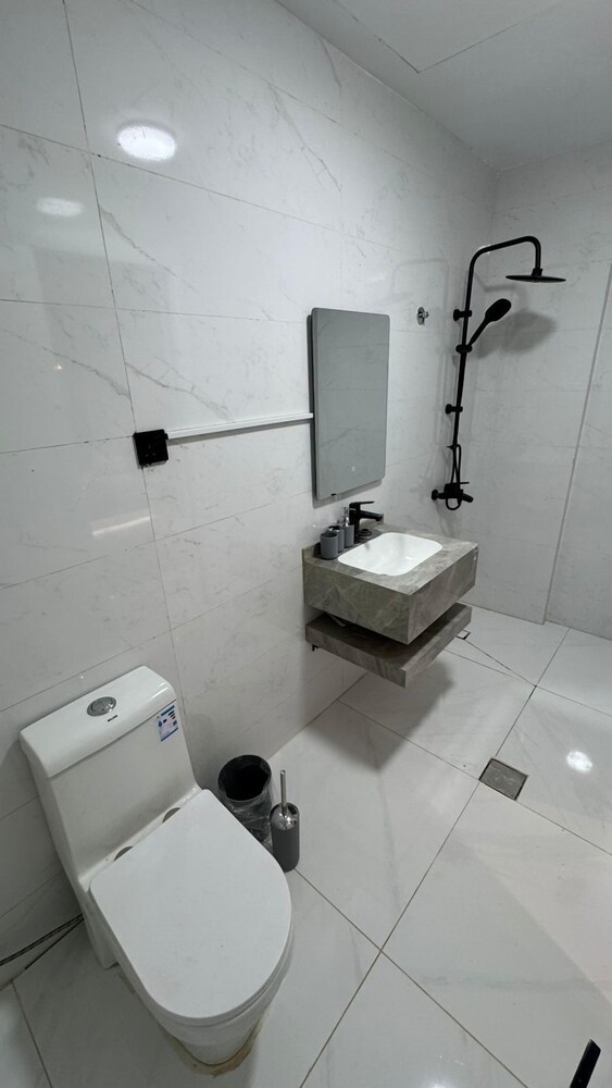 Suites OrbitNet Compound