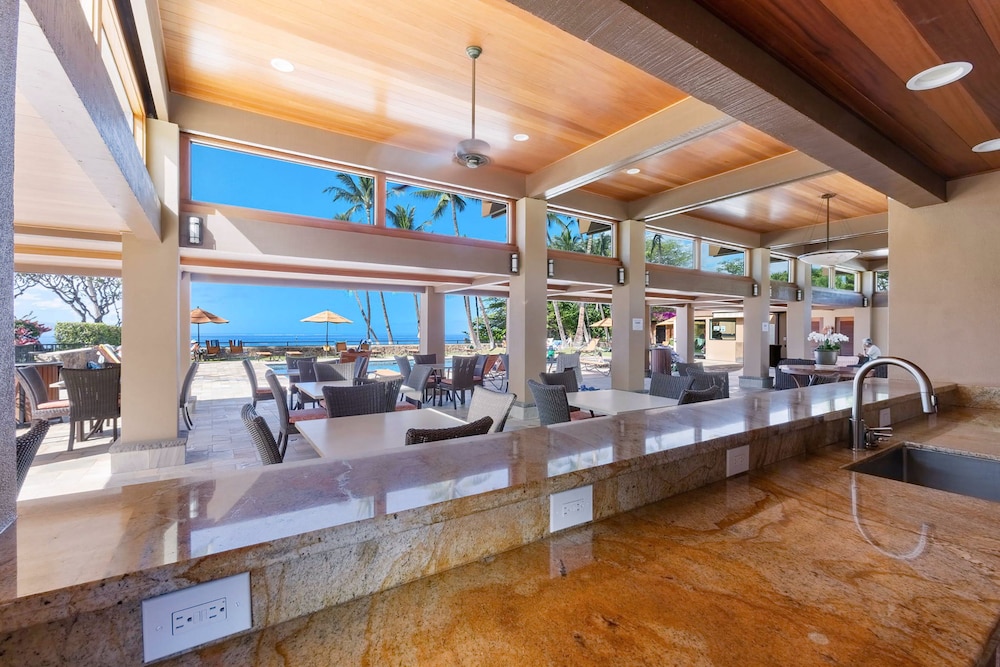 Luxurious Oceanfront Condo at Wailea Elua Village - Unit 1201, Central AC, Wi-fi