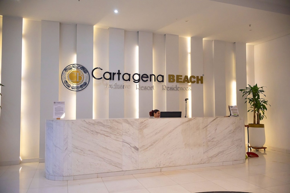 Condominio exclusivo nuevo frente al mar
