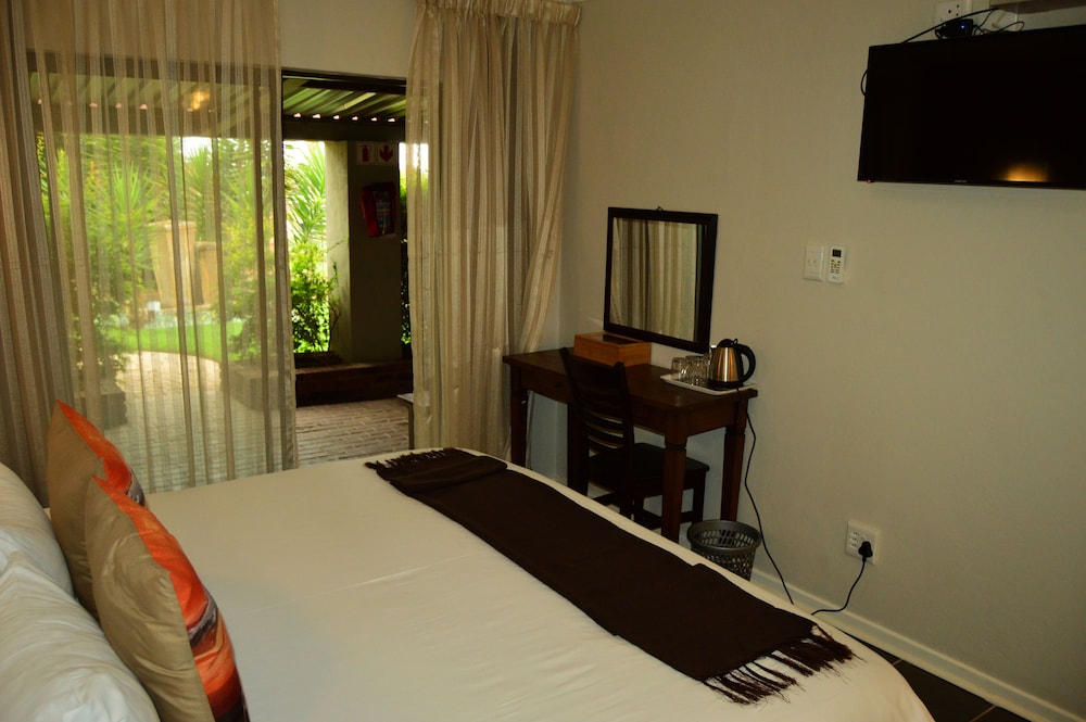 Crystal Rose Lodge