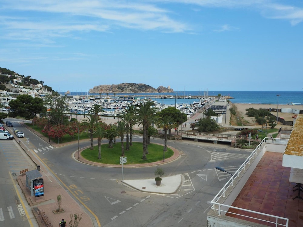 Apartamento Reformado CON Vistas AL MAR