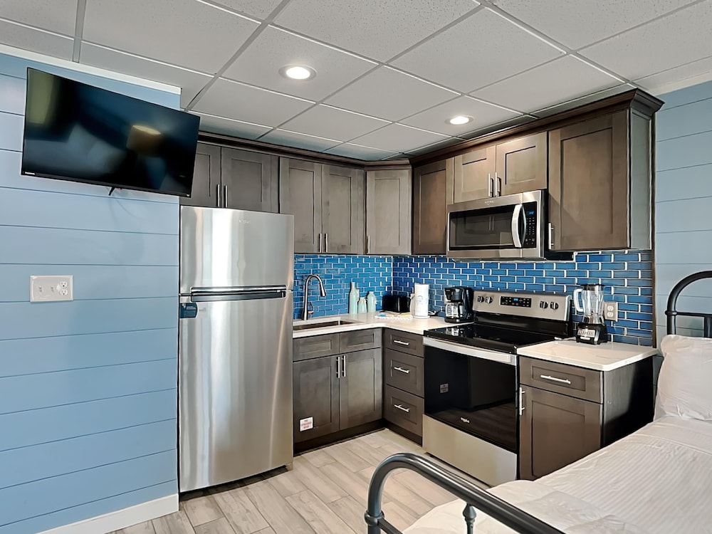 Continental Condominiums II by Resort Collection