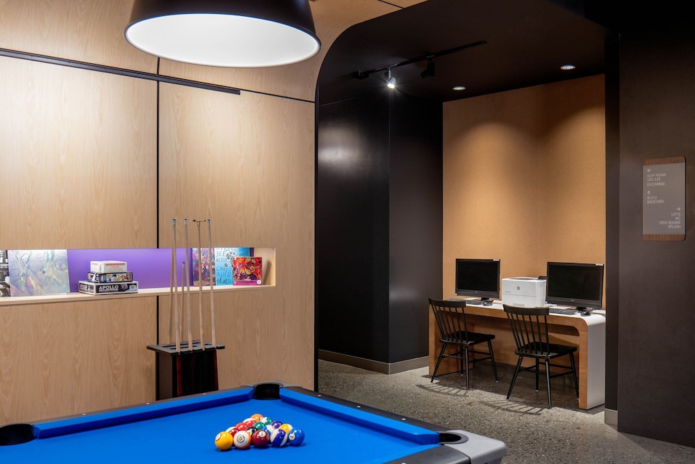 San Francisco Vacations - Aloft Santa Clara - Property Image 3