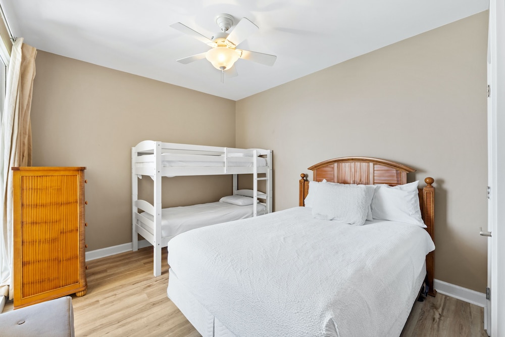 Splash Beach Resort by Panhandle Getaways