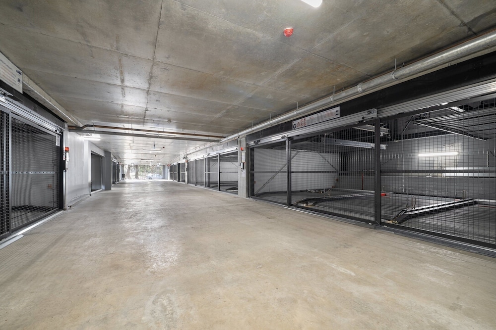 Stylish 1-bed Apartment With Rooftop Access