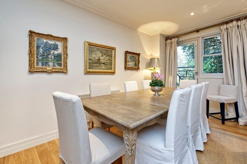 Gorgeous 4-bed House Near Museums & Hyde Park