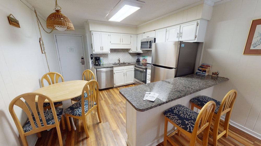 A Place At The Beach V A204 2 Bedroom Condo