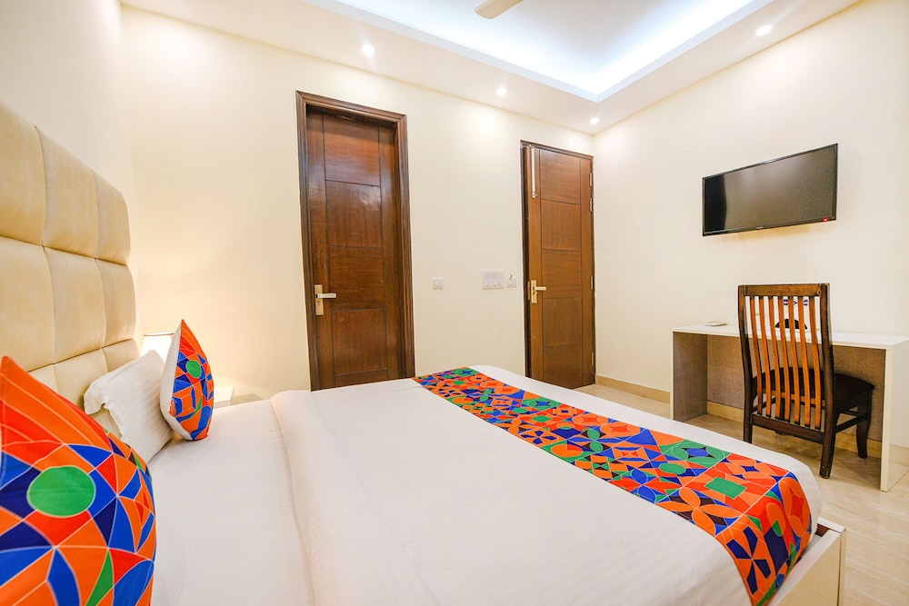 Fabhotel Ak Villa