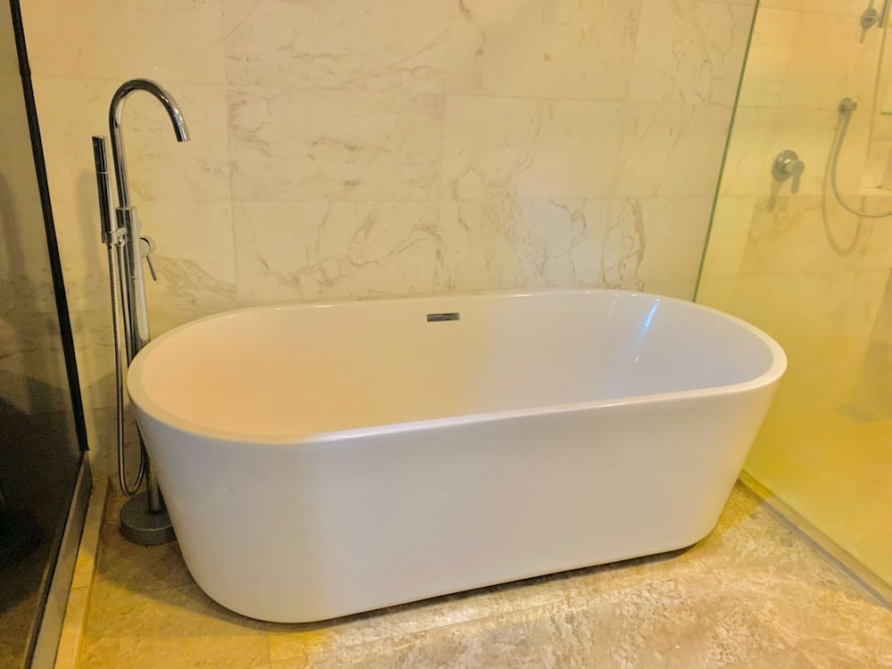 WELL-SHAPED Suites At PLATINUM KLCC