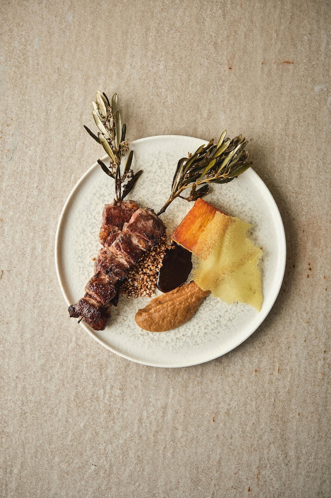 ACC Olives Hotel & Restaurant