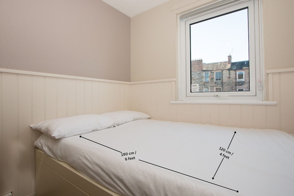 Destiny Student Meadow Court - Campus Accommodation