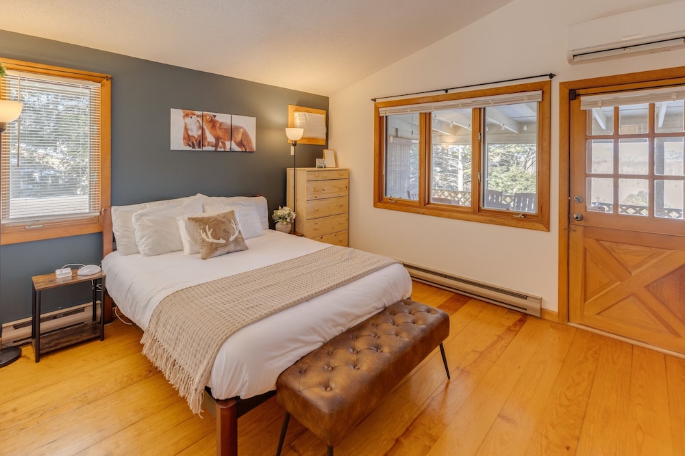 Scenic White Mountains Retreat 4 Bedroom Home