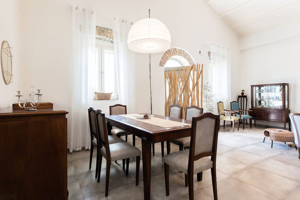 Iliopetra House 3 - Corfu Poolside Retreat