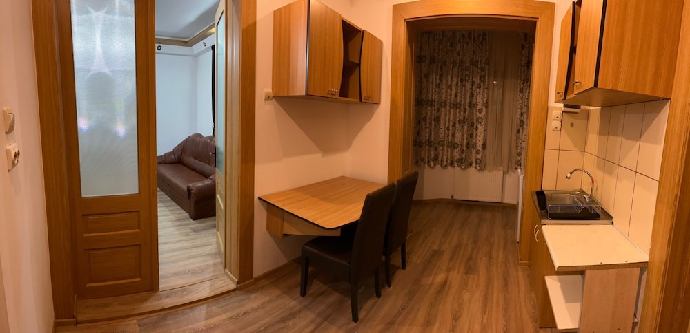 Casa din Tei Brasov by BuySellRent