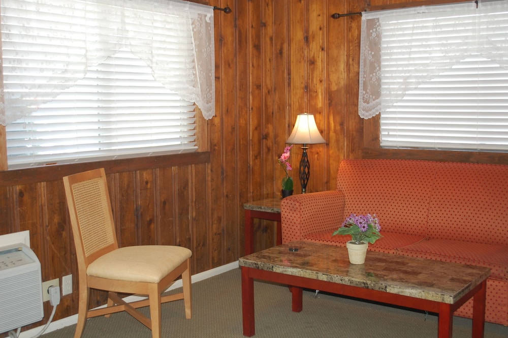 Bishop Vacations - El Rancho Motel - Property Image 72