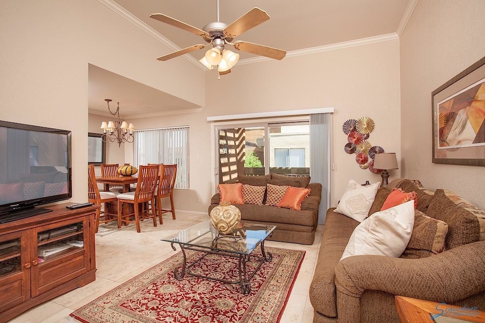 Sweet Escape By Signature Vacation Rentals