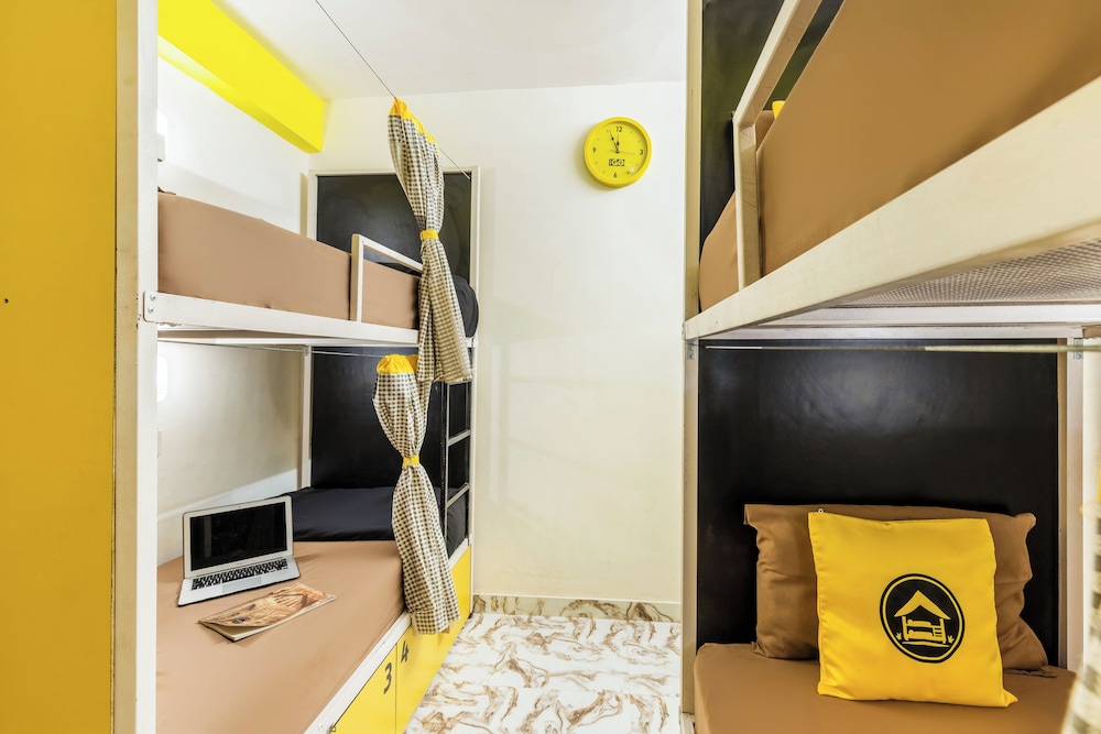 The Hosteller Agra