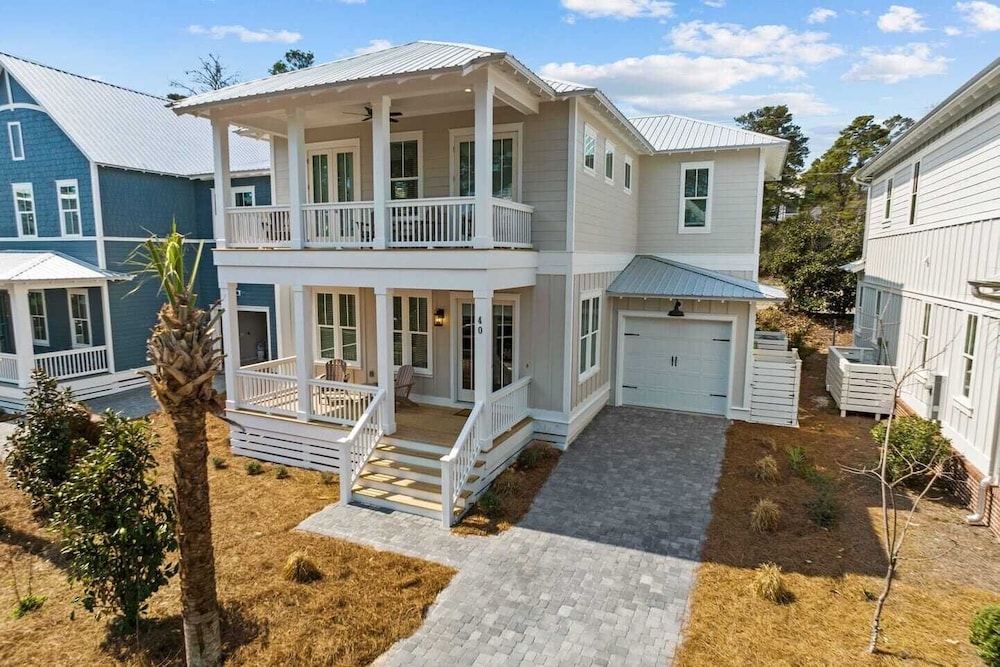 30A Salt Life by Avantstay Golf Cart + Pool Blue Mountain