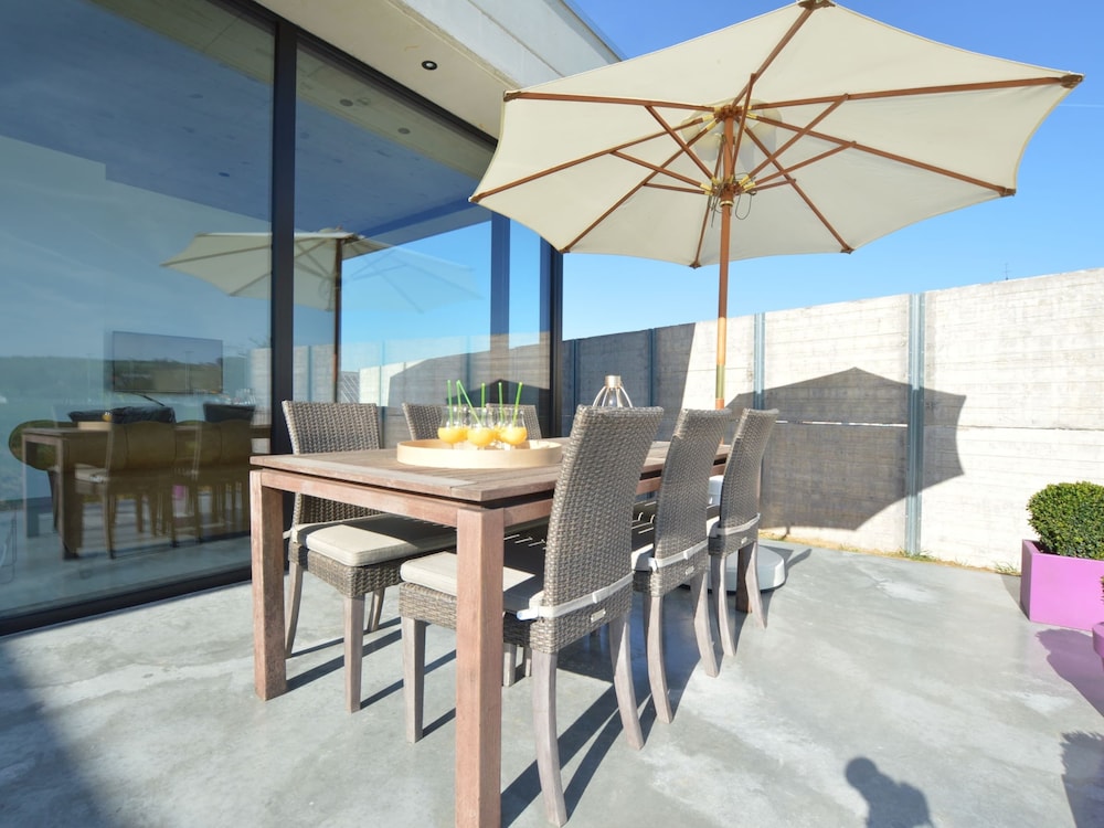 Modern Villa Stay in Dalhem