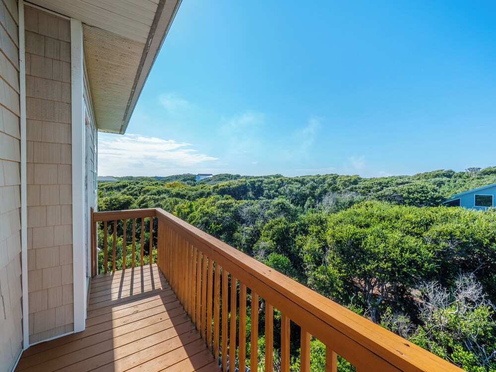 Callalily by Topsail Realty