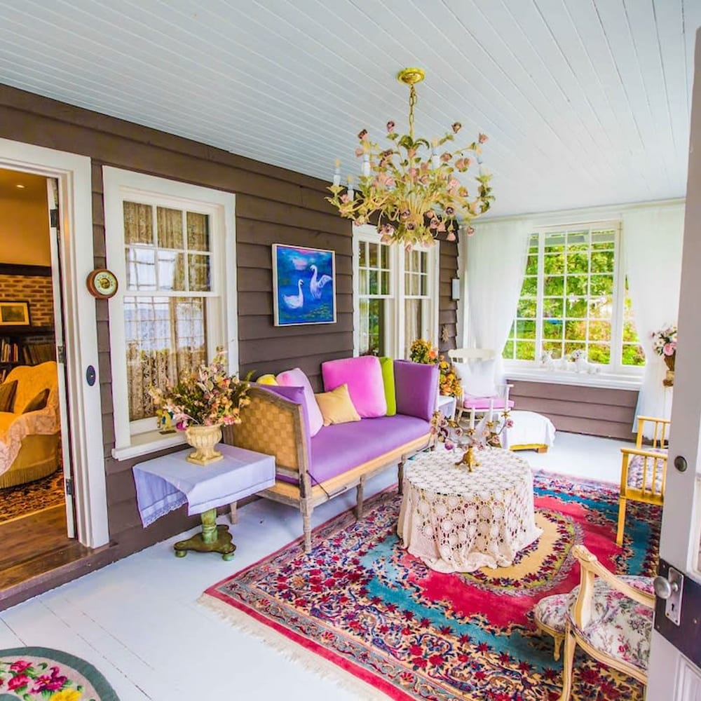 Luxury Waterfront Fairytale Home -carmen Elisabeth