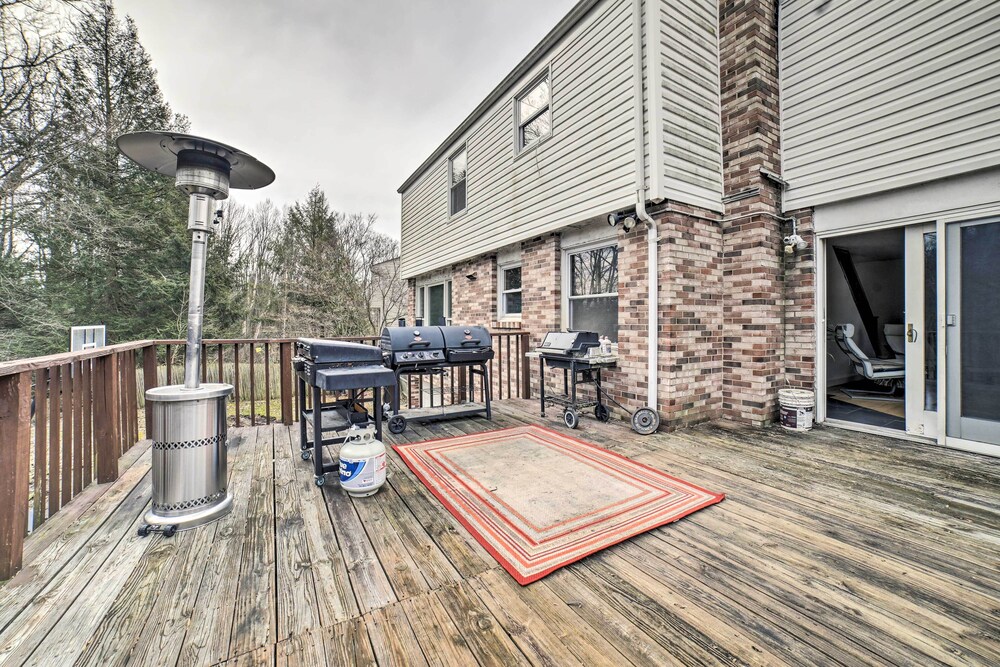 Charming Vacation Rental: 15 Mi to Pittsburgh - Property Image 17