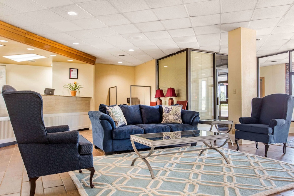 Ramada by Wyndham Santee I-95 view 3